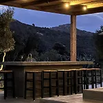 Seafront Serene 6 Bedrooms Willa