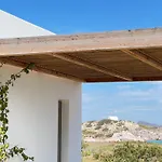 Seafront Serene 6 Bedrooms Willa *