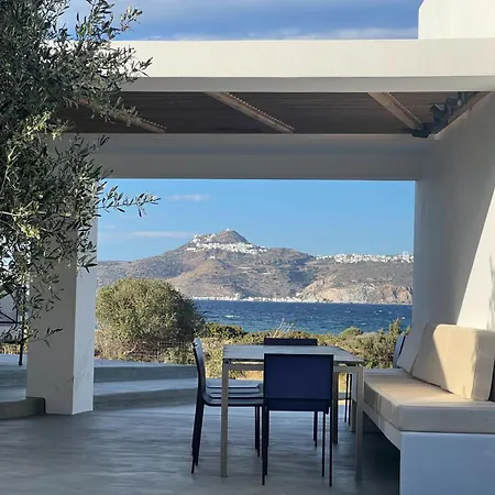 Seafront Serene 6 Bedrooms Villa *