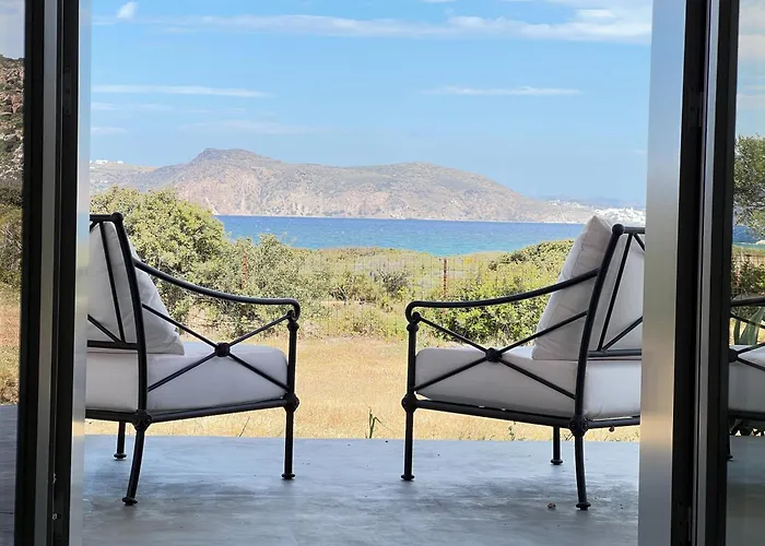 Villa Serene By Milos Concierge