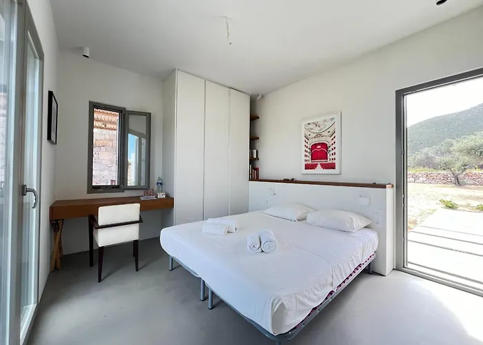 Villa Villa Serene By Milos Concierge Embourios (Milos)