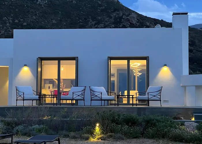 Villa Serene By Milos Concierge * Embourios (Milos)